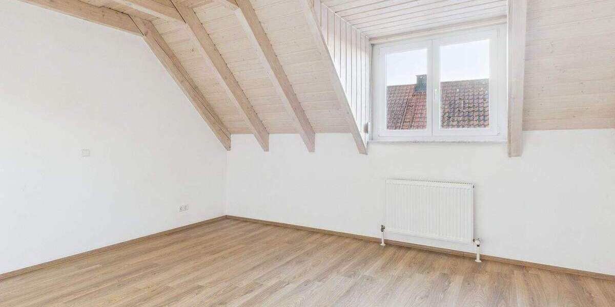 Etagenwohnung Karlshuld Neuschwetzingen - 4 Zimmer, 123 m&sup2;, 1.000&euro; | Angebot:25523775