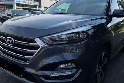 Hyundai TUCSON 74.000 km 18.800 &euro; Konz 54329