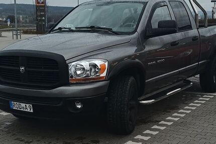Dodge RAM 177.000 km 11.500 &euro; Falkenstein 93167