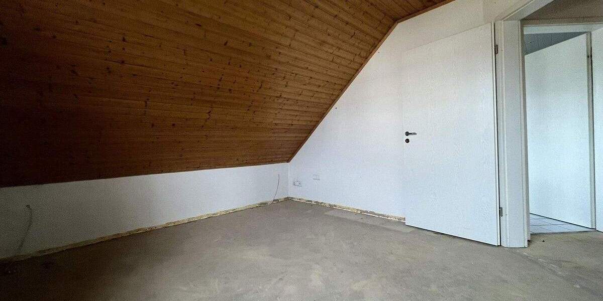 Doppelhaushälfte Stegaurach - 5 Zimmer, 126 m&sup2;, 595.000&euro; | Angebot:25879720
