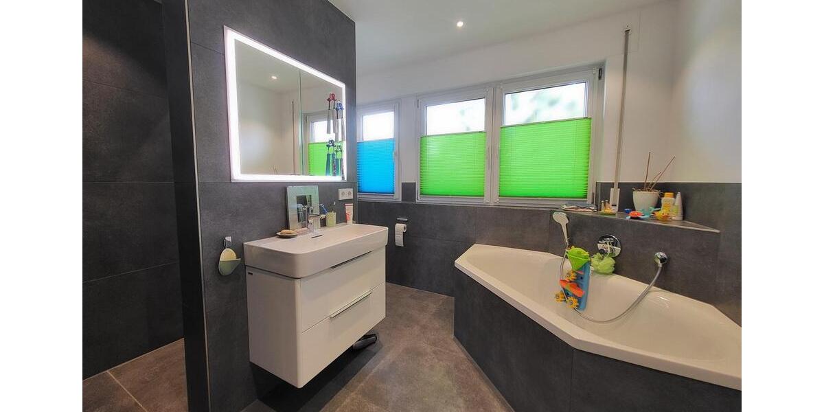 Einfamilienhaus Wurmberg - 8 Zimmer, 245 m&sup2;, 1.800&euro; | Angebot:24839888