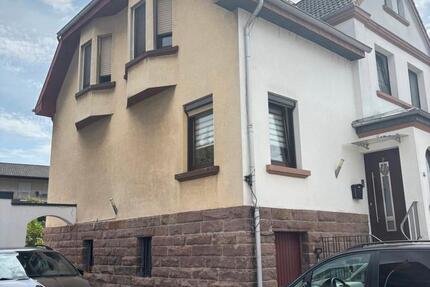 Haus Heusweiler - 4 Zimmer, 110 m&sup2;, 259.000&euro; | Angebot:27010135
