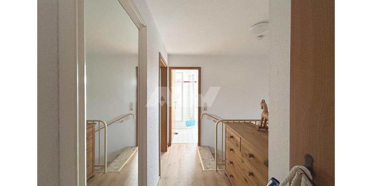 Doppelhaushälfte Norden - 3 Zimmer, 96 m&sup2;, 850&euro; | Angebot:25921388