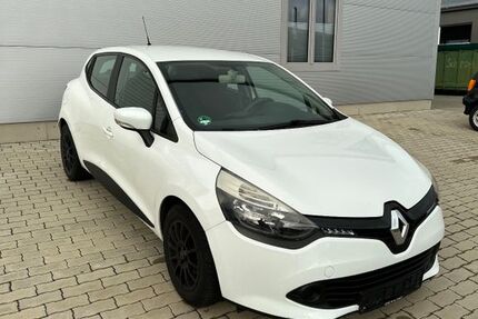Renault Clio 142.000 km 4.990 € Wört 73499