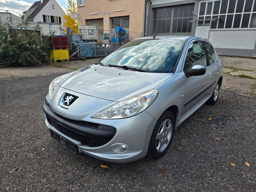 Peugeot 206 142.000 km 2.150 € Uhingen 73066