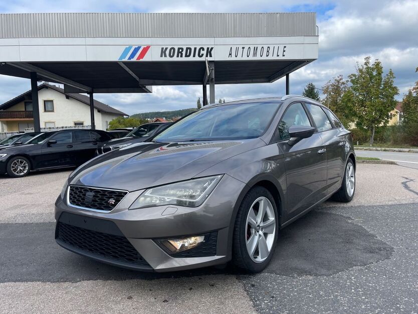 Seat Leon 99.300 km 12.900 € Willmering bei Cham 93497