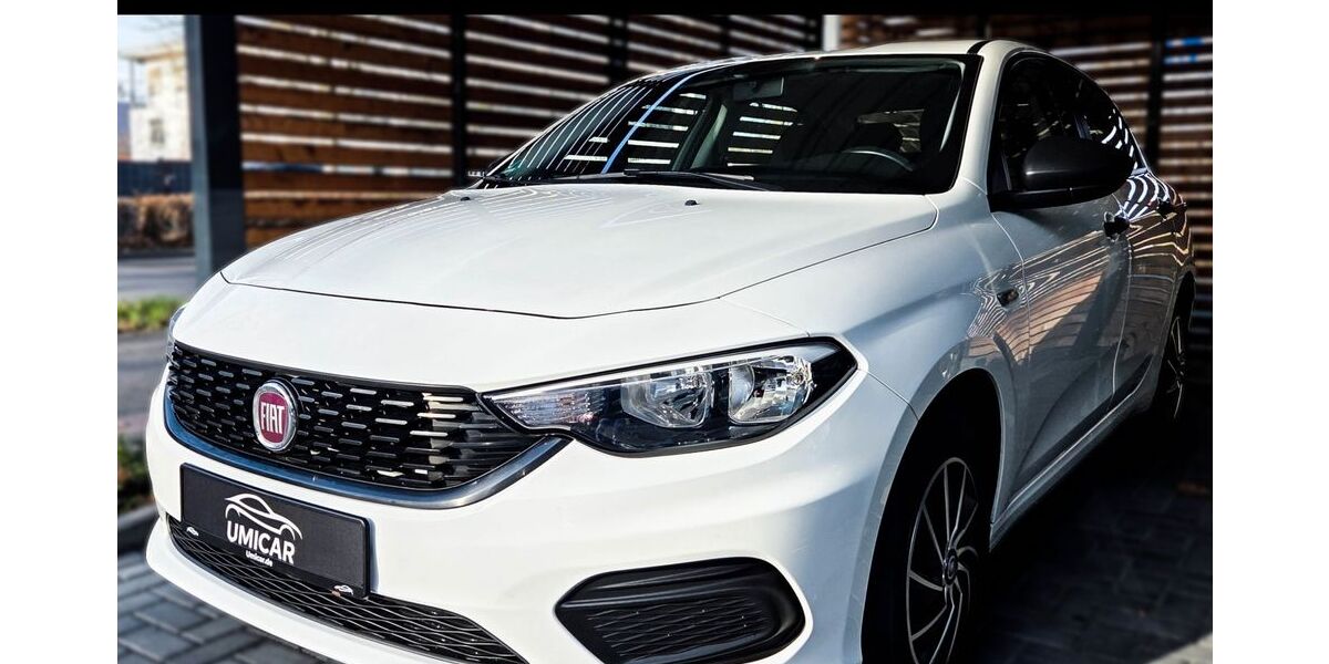 Fiat Tipo 35.000 km 10.400 &euro; Troisdorf 53842