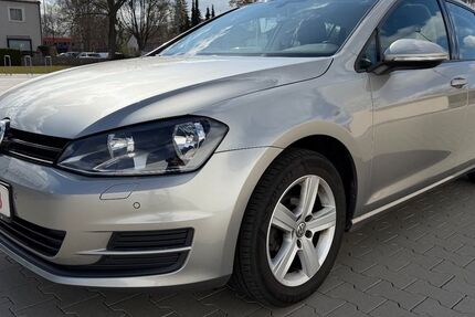VW Golf 143.234 km 7.990 &euro; Göttingen 37079