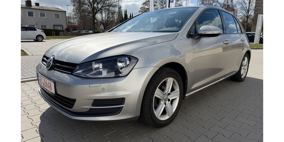 VW Golf 143.234 km 7.990 &euro; Göttingen 37079