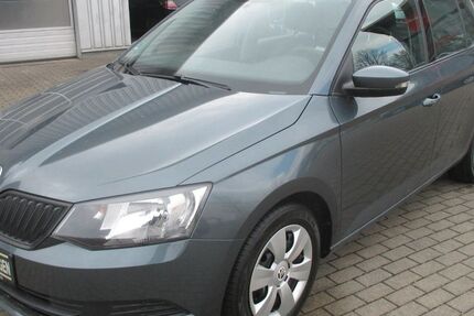 Skoda Fabia 53.190 km 9.690 &euro; Memmingen 87700