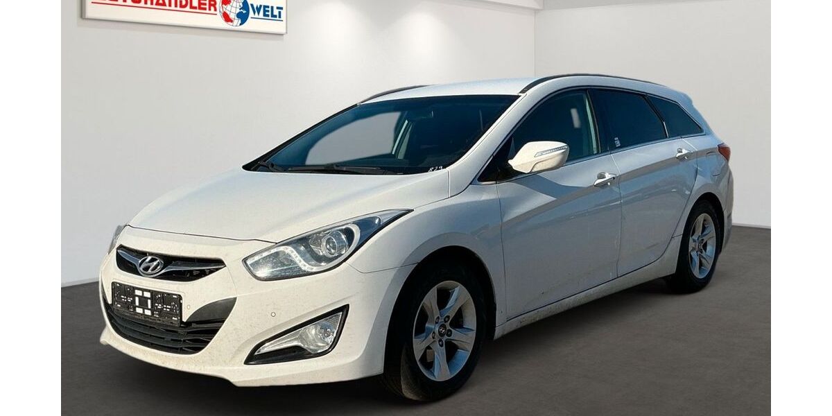 Hyundai i40 166.445 km 5.699 &euro; Brehna 06796
