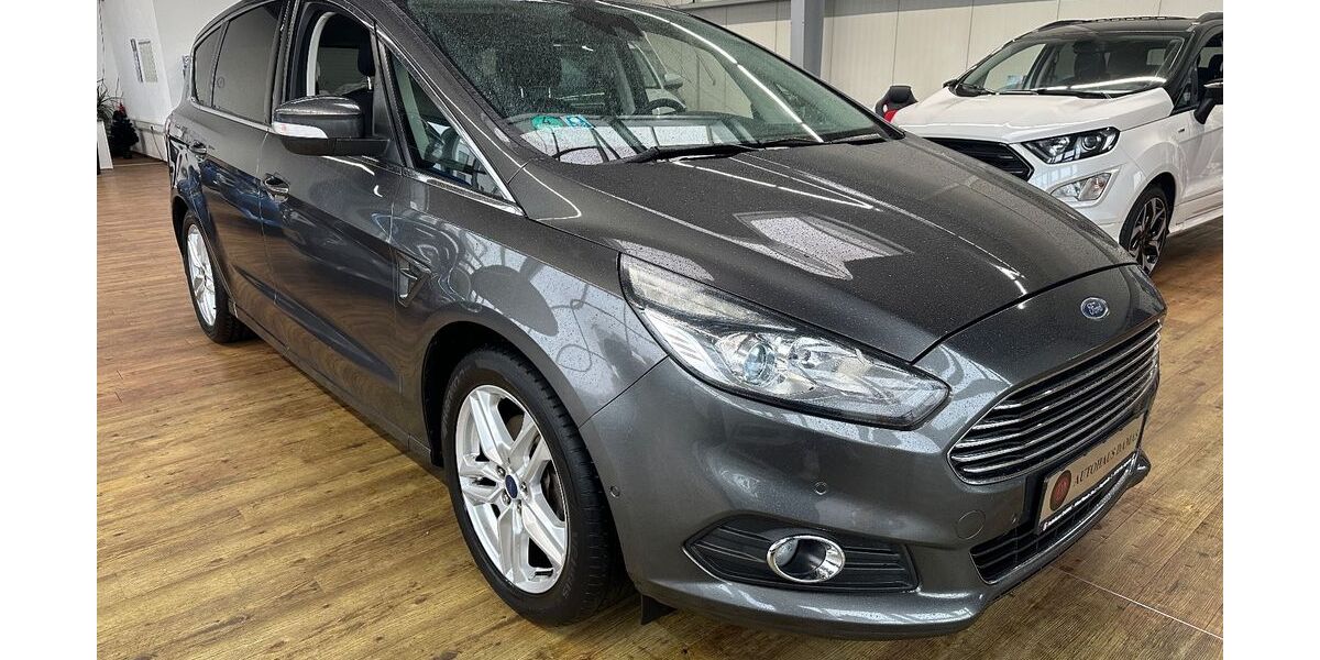Ford S-Max 124.018 km 13.950 € Sankt Augustin 53757