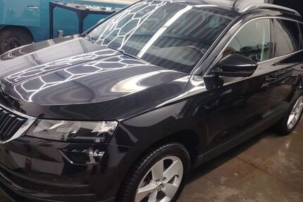 Skoda Karoq 41.000 km 20.000 &euro; München 81829