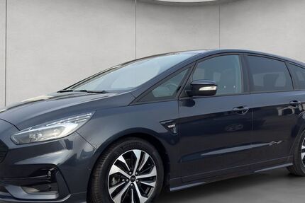 Ford S-Max 62.357 km 29.940 &euro; Dresden 01159
