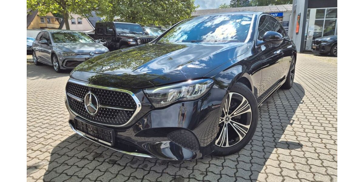 Mercedes-Benz E 220 23.310 km 44.950 &euro; Allersberg 90584