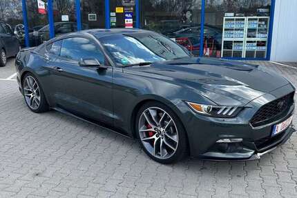Ford Mustang 95.000 km 29.900 &euro; Gersthofen 86368