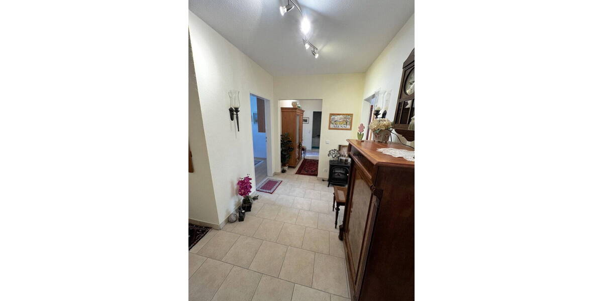 Etagenwohnung Neuwied - 4 Zimmer, 88 m&sup2;, 209.900&euro; | Angebot:25934073