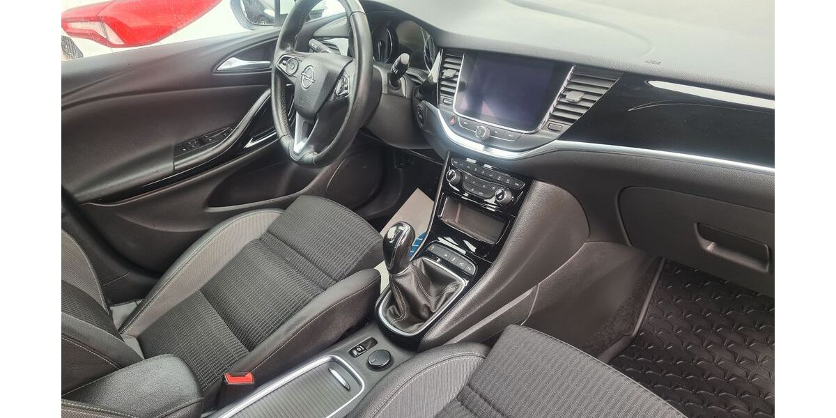 Opel Astra 166.000 km 9.400 &euro; Berlin 13127