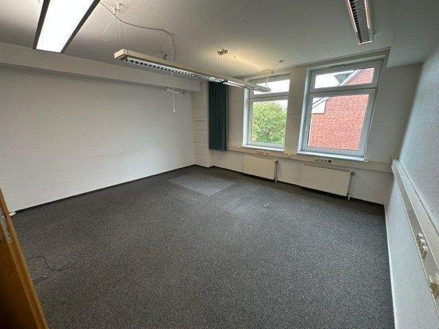 Gewerbeobjekt Harsefeld - 7 Zimmer, 190 m&sup2;, 1.805&euro; | Angebot:24974489