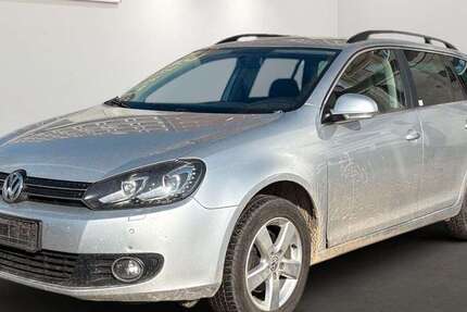 VW Golf 216.375 km 2.699 &euro; Berlin 12681