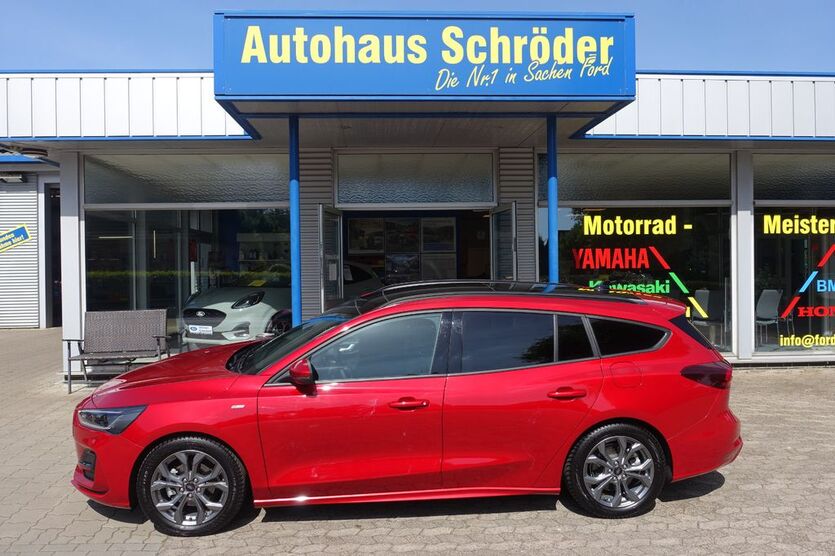 Ford Focus 10.800 km 25.990 € Rhade 27404
