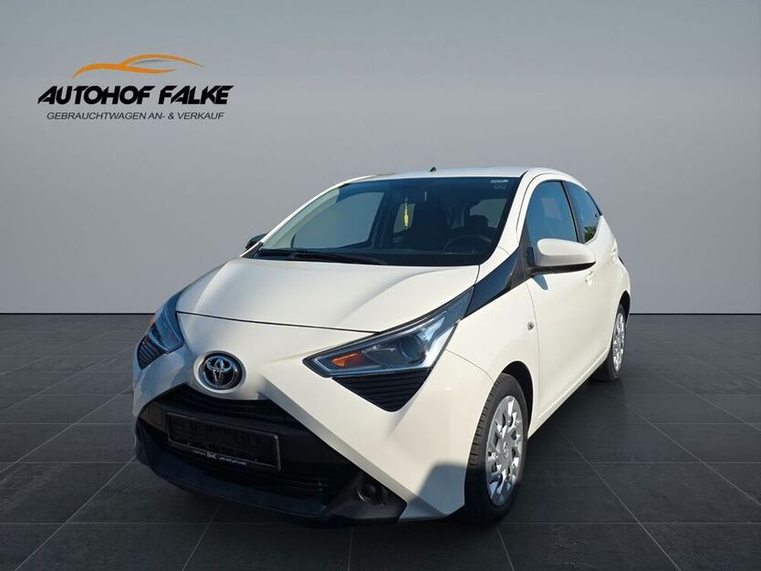 Aygo (X)
