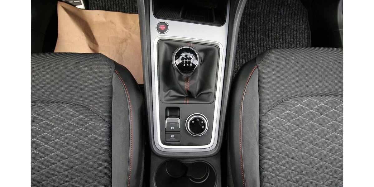 Seat Ateca 1.5 TSI FR NAVI+KAMERA+LED+ACC 63.701 km 23.900 &euro; Hagenow 19230