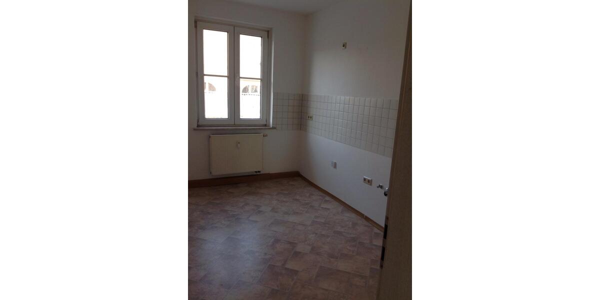 Etagenwohnung Hildburghausen - 2 Zimmer, 63 m&sup2;, 500&euro; | Angebot:26134109