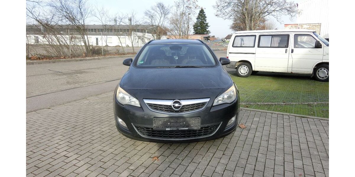 Opel Astra 151.846 km 2.199 &euro; Bühl 77815