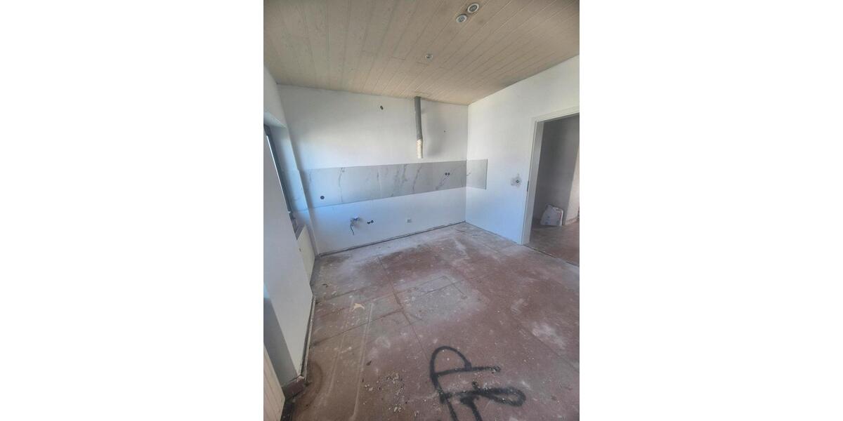 Etagenwohnung Völklingen - 3 Zimmer, 90 m&sup2;, 650&euro; | Angebot:26400585