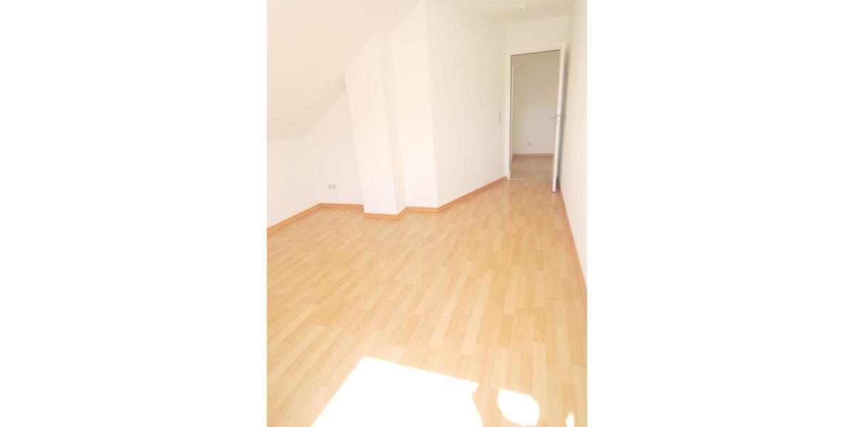 Dachgeschoßwohnung Trier Kürenz - 2 Zimmer, 50 m&sup2;, 625&euro; | Angebot:26381047