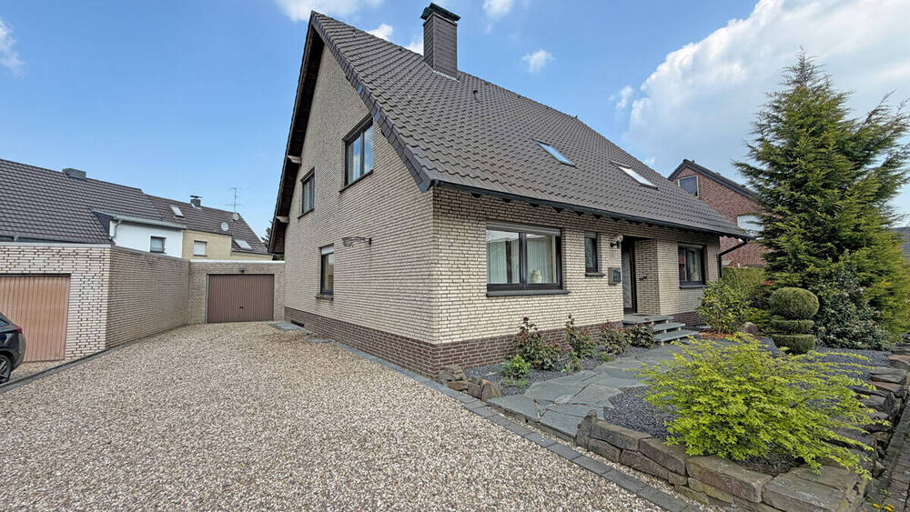 Einfamilienhaus Xanten - 7 Zimmer, 172 m&sup2;, 479.000&euro; | Angebot:26345622
