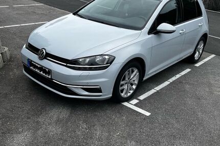 VW Golf 66.376 km 12.500 &euro; Freyung 94078