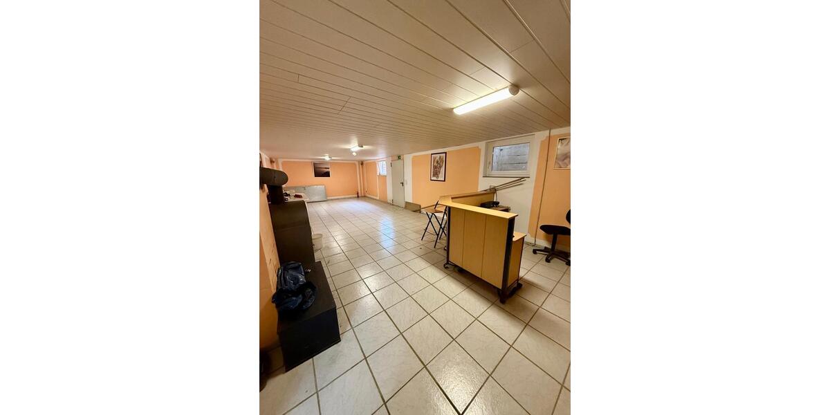 Erdgeschoßwohnung Andernach - 5 Zimmer, 130 m&sup2;, 260.000&euro; | Angebot:24782014