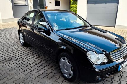 Mercedes-Benz C 180 235.000 km 2.850 &euro; Niederviehbach 84183