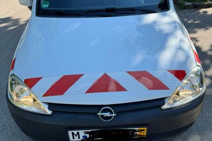 Opel Combo 148.000 km 3.100 € München 81547