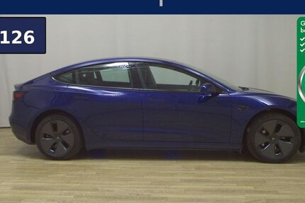 Tesla Model 3 49.745 km 24.480 &euro; Bremen / Arsten 28279