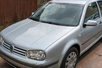 VW Golf 184.800 km 696 &euro; Mulda 09619