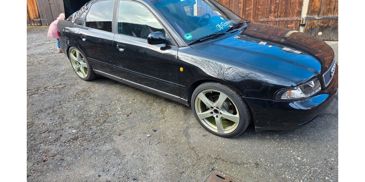 Audi A4 170.000 km 4.000 &euro; Plauen 08527