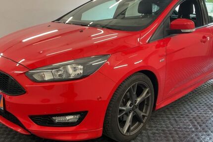 Ford Focus 77.000 km 9.899 € Eisenhüttenstadt 15890