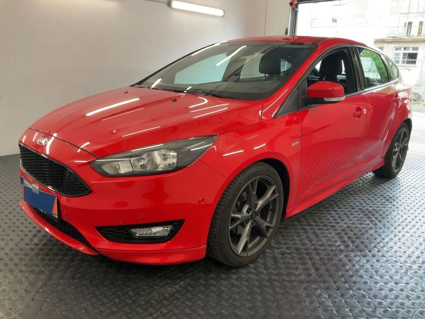 Ford Focus 77.000 km 9.899 € Eisenhüttenstadt 15890