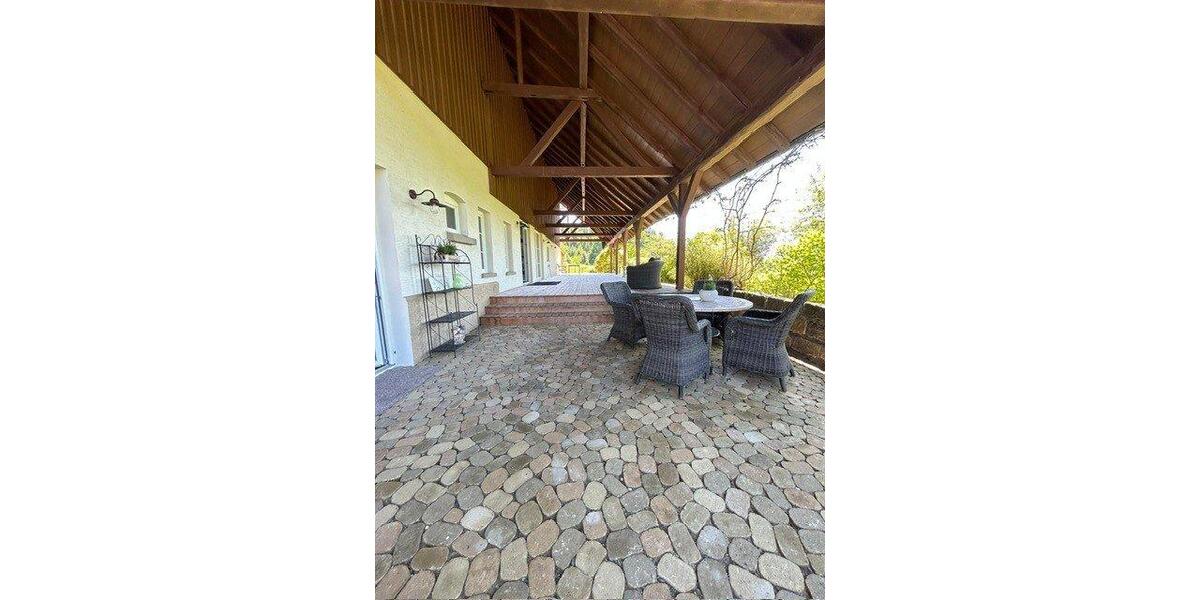 Bauernhaus, Landhaus Meßkirch - 8 Zimmer, 440 m&sup2;, 1.650.000&euro; | Angebot:27112305