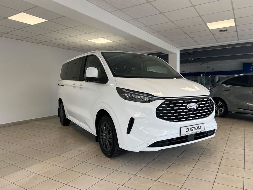 Ford Tourneo Custom 2.175 km 47.990 € Vechta 49377