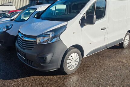 Opel Vivaro 154.000 km 9.499 &euro; Wiggensbach bei Kempten/Allgäu 87487