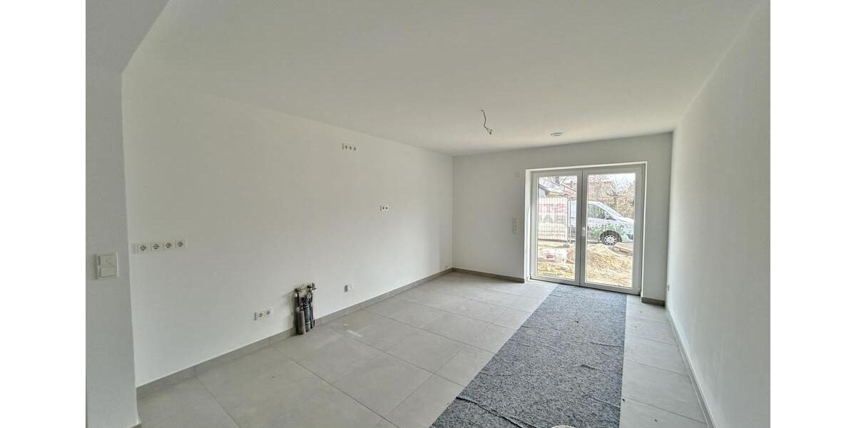 Einfamilienhaus Stuhr - 6 Zimmer, 205 m&sup2;, 2.100&euro; | Angebot:25477673