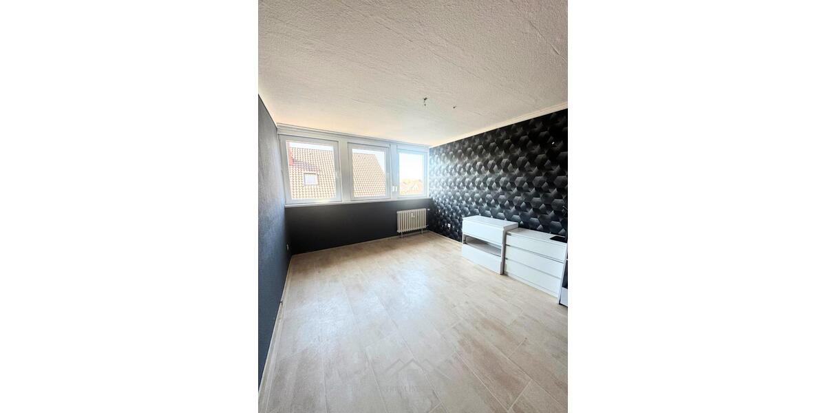 Dachgeschoßwohnung Hessisch Oldendorf - 3 Zimmer, 85 m&sup2;, 750&euro; | Angebot:26591128