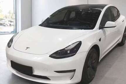 Tesla Model 3 66.678 km 29.950 &euro; Bad Kissingen 97688