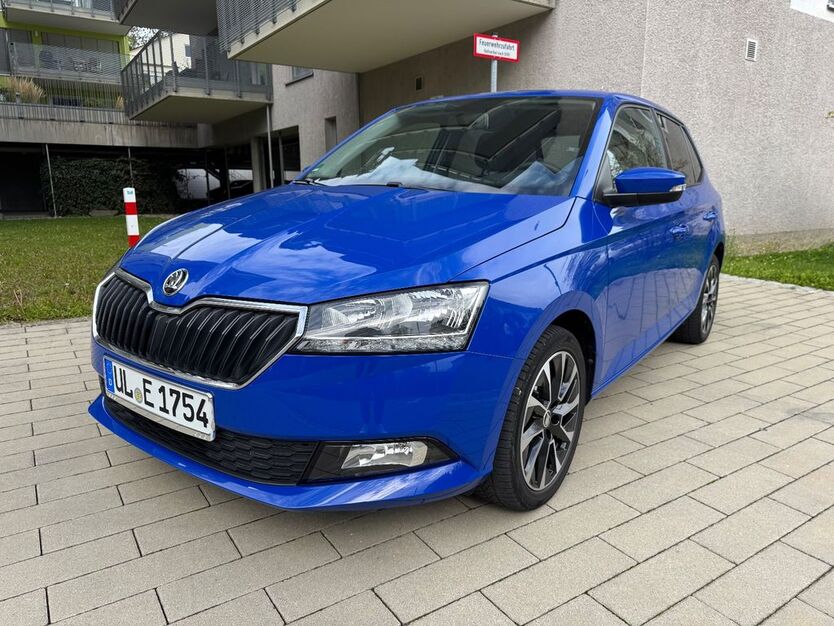 Skoda Fabia 37.000 km 10.990 € Ulm 89075