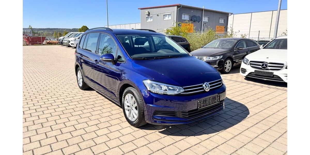 VW Touran 64.200 km 15.999 &euro; Bad Wurzach 88410