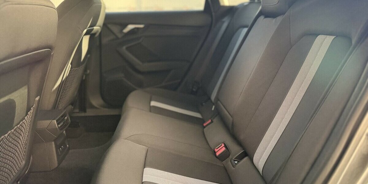 Audi A3 35 TDI S- line Keyless DAB+ Virtual 96.000 km 23.590 &euro; Mönchengladbach 41066